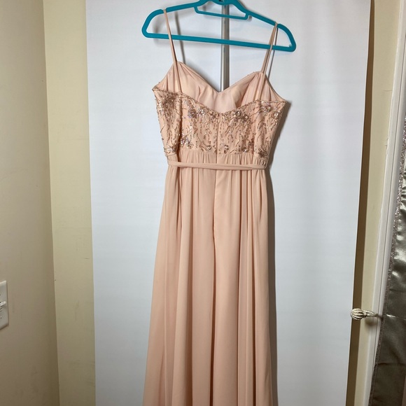 Dress - Picture 4 of 8